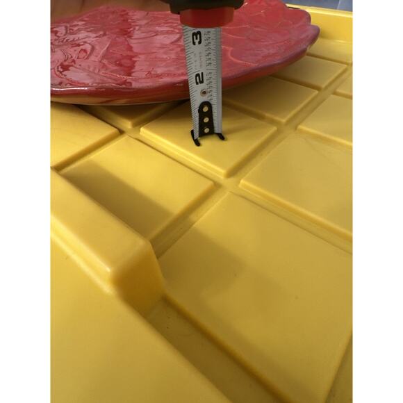 Red Ceramic Leaf Detail Plate Decorative Serving Homeware Made in Italy - Picture 8 of 9